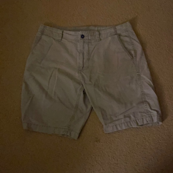 32 Old Navy Grey Shorts - Picture 1 of 1